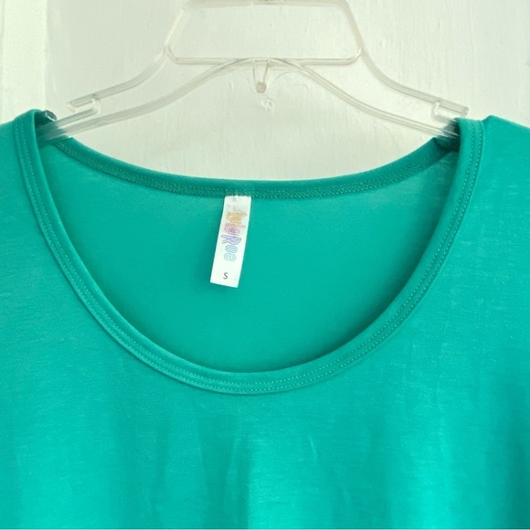 LulaRoe LYNNAE Aqua Long Sleeve NWT Size SMALL - Picture 3 of 5